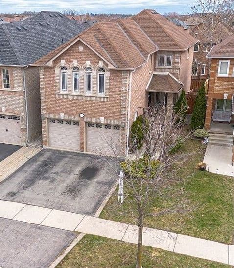 3744 Althorpe Circle, Mississauga, ON L5N 7G4 – main photo