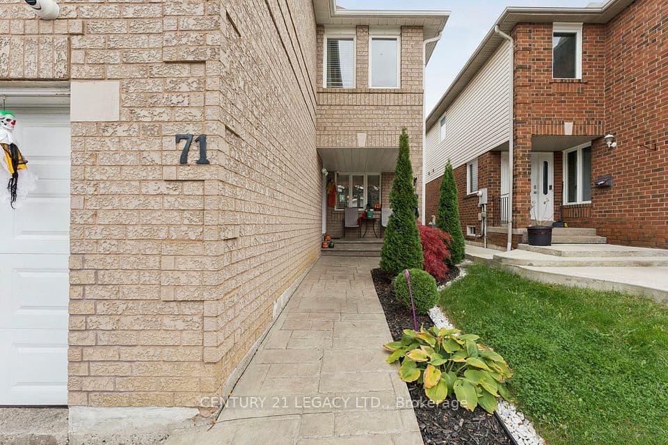 71 Townley Crescent, Brampton, ON L6Z 4T1 – photo 2