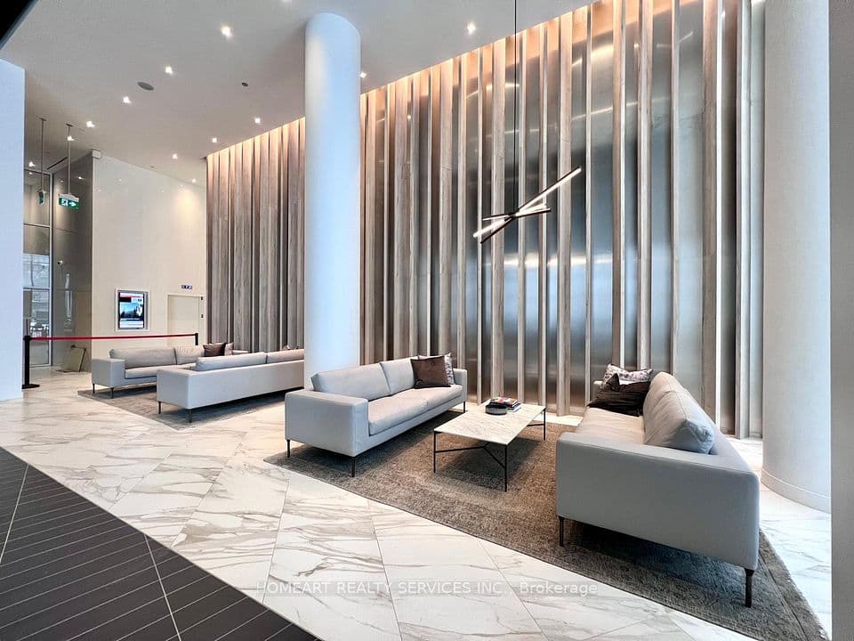 3900 Confederation Parkway 309, Mississauga, ON L5B 0M3 – photo 3