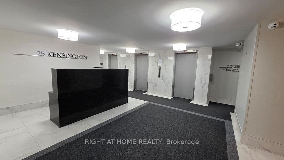 25 Kensington Road 1912, Brampton, ON L6T 3W8 – photo 2