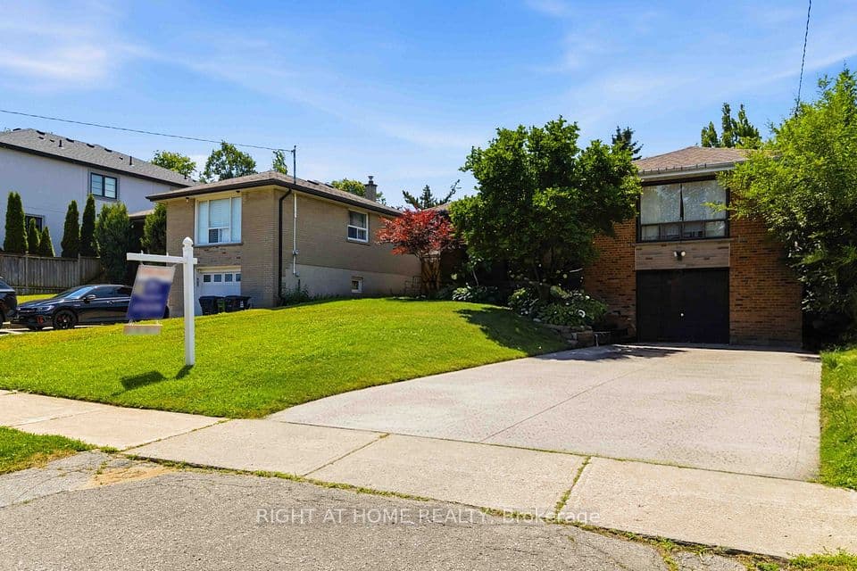 68 Barford Road, Toronto, ON M9W 4H6 – photo 2