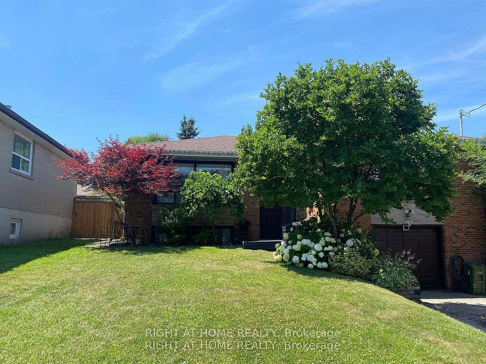 68 Barford Road, Toronto, ON M9W 4H6 – main photo