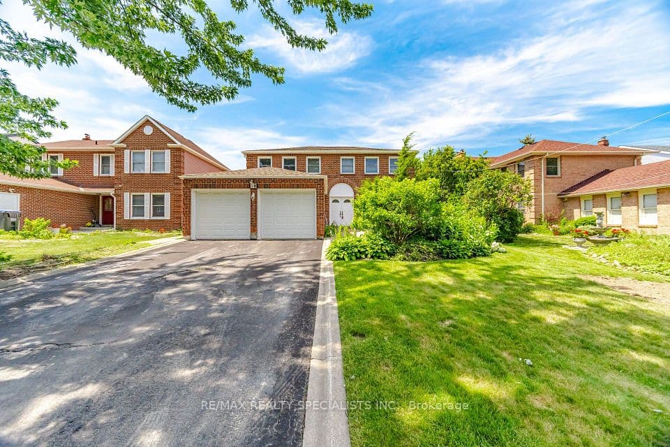 18 Jill Crescent, Brampton, ON L6S 3J2 – photo 2
