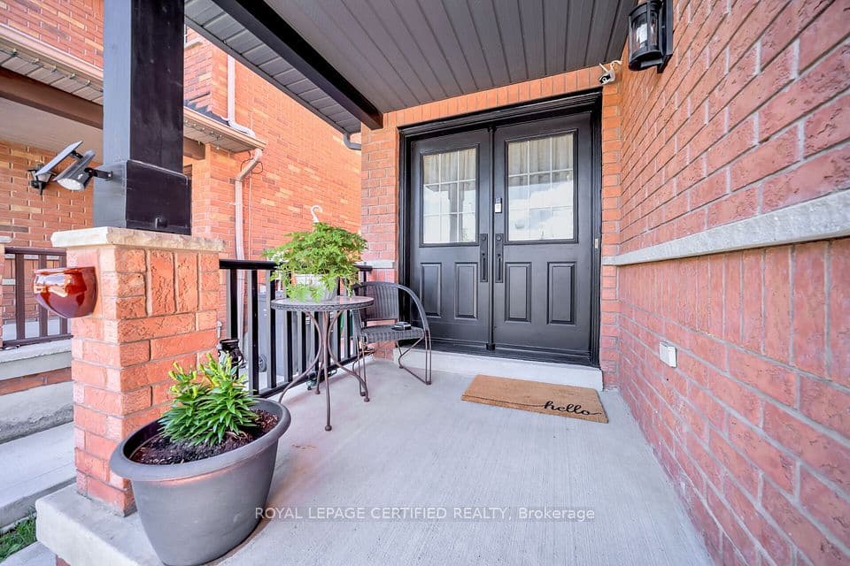 70 Vintage Gate, Brampton, ON L6X 5C2 – photo 3