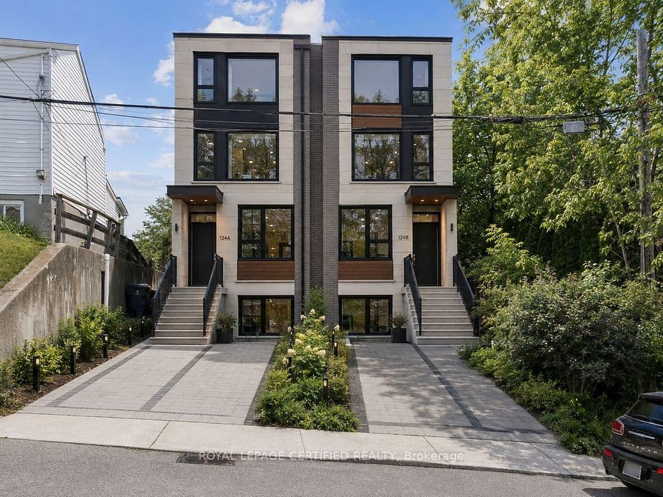 33 Donald Avenue, Toronto, ON M6M 1J9 – main photo