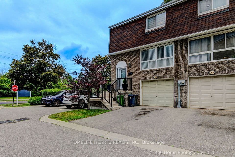 625 Rathburn Road 32, Toronto, ON M9C 3T5 – photo 2