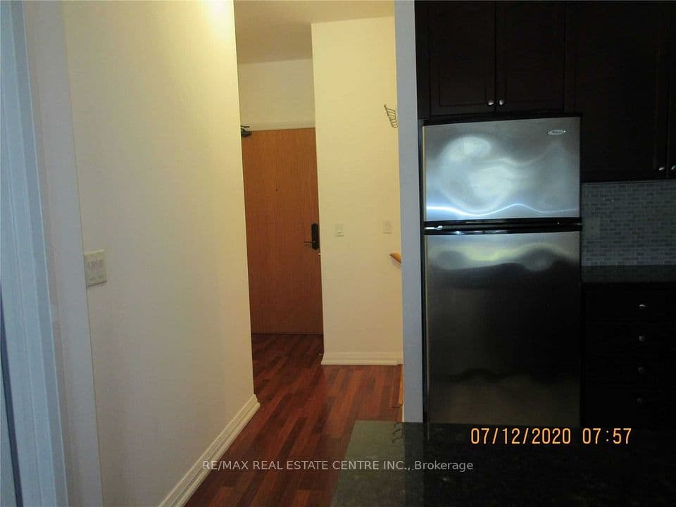 220 Forum Drive TH#111, Mississauga, ON L4Z 4K1 – photo 3