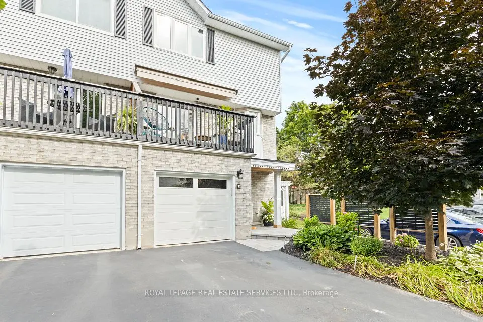 2303 Marine Drive 5, Oakville, ON L6L 1C2 – photo 3