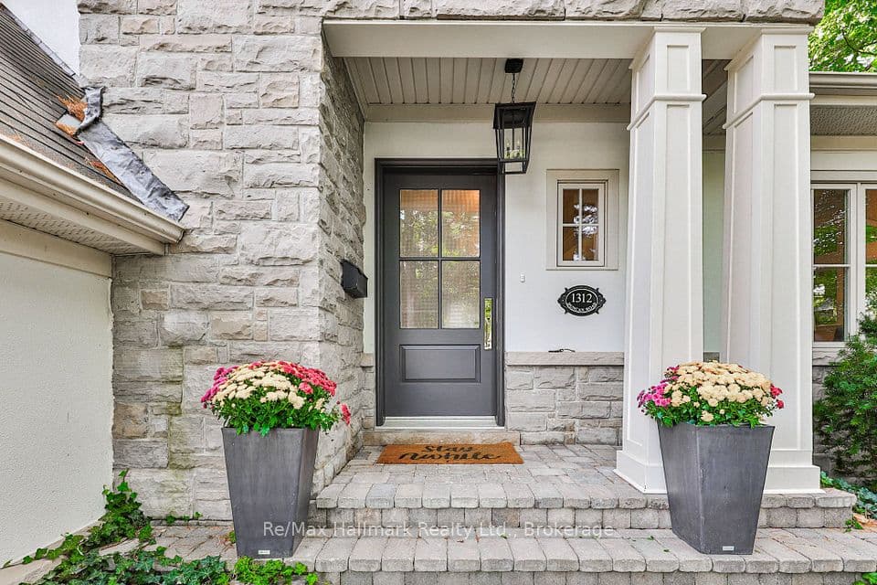 1310 Duncan Road, Oakville, ON L6J 2P8 – photo 3