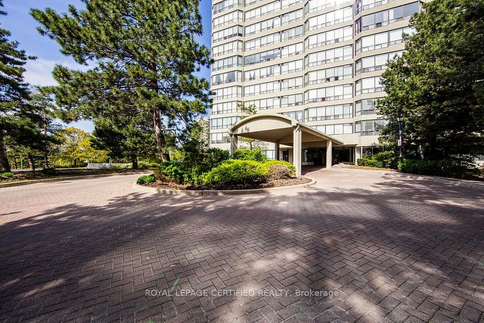 22 Hanover Road 2107, Brampton, ON L6S 5K7 – photo 3