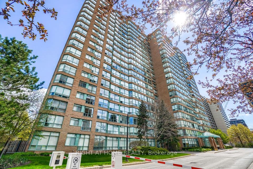 1276 Maple Crossing Boulevard 1711, Burlington, ON L7S 2J9 – main photo