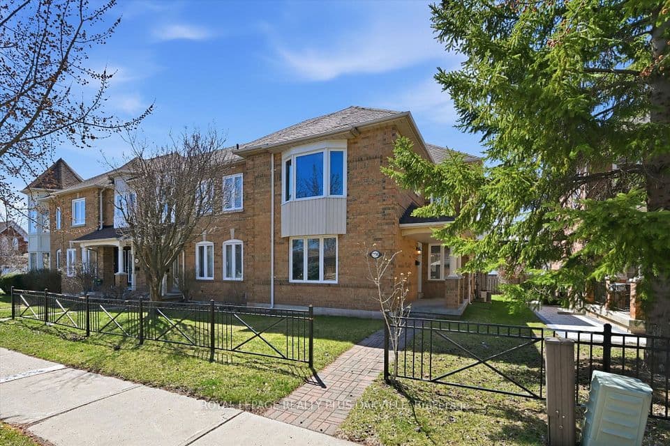 2150 Fourth Line 2150, Oakville, ON L6M 3T2 – main photo