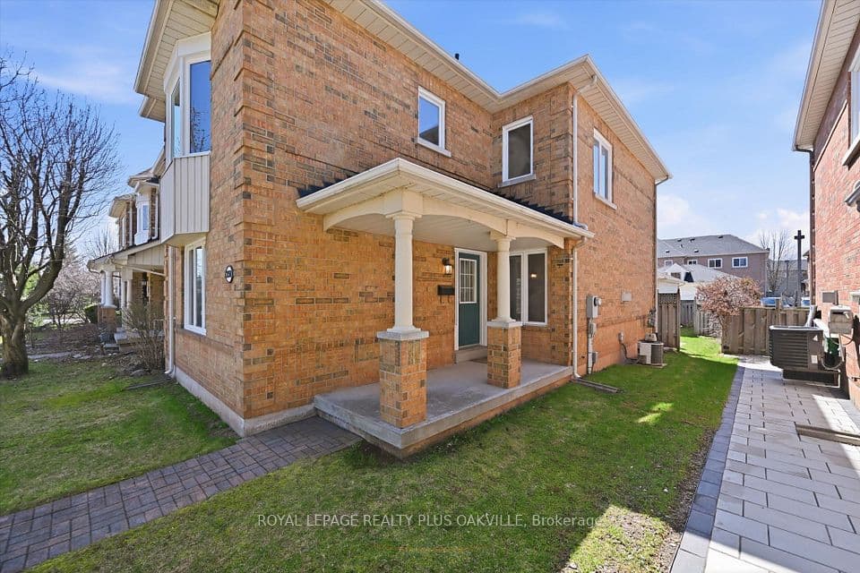 2150 Fourth Line 2150, Oakville, ON L6M 3T2 – photo 3
