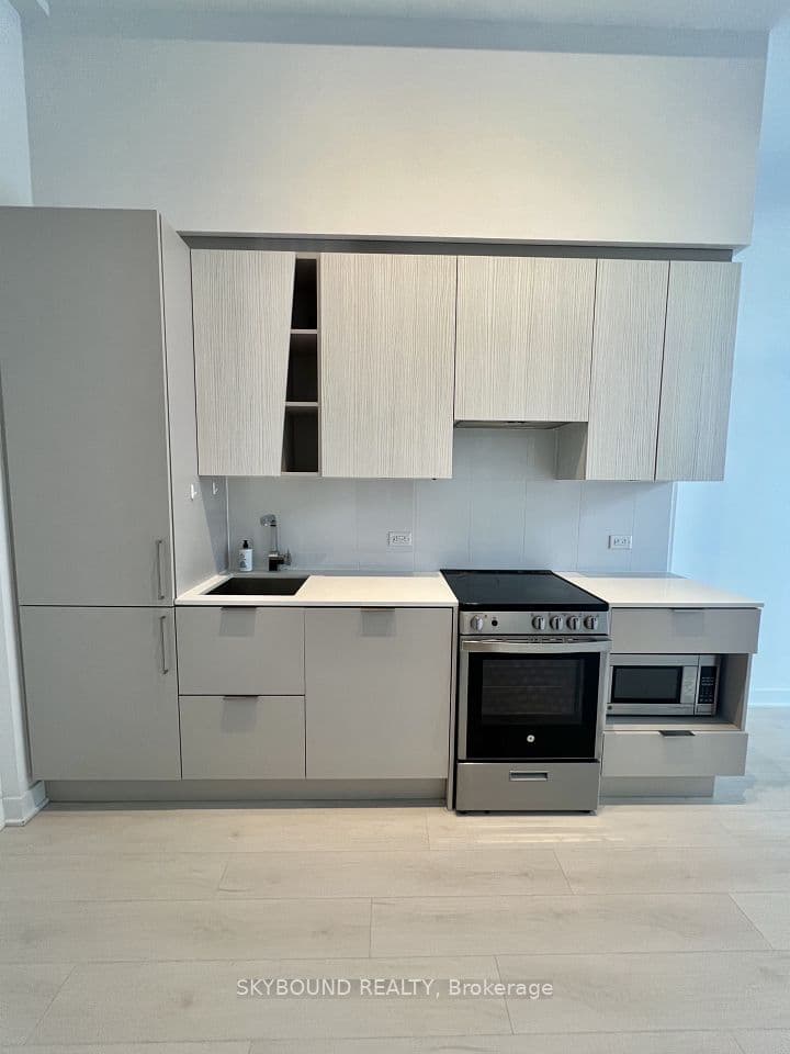 3900 Confederation Parkway 529, Mississauga, ON L5B 0K7 – photo 3