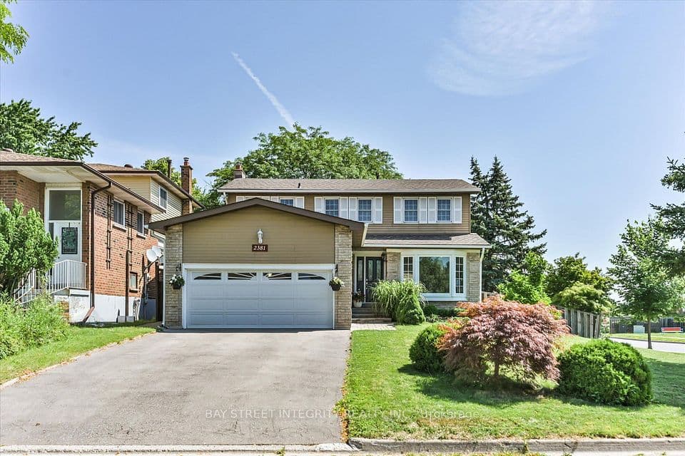 2381 Lyford Lane, Burlington, ON L7P 3Y8 – photo 3