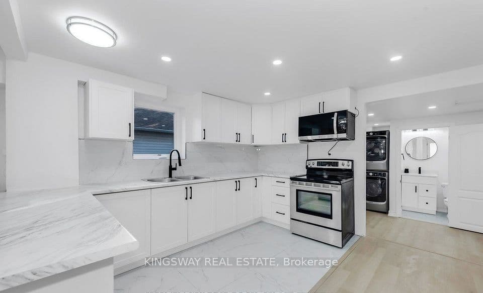 195 Randi Road, Mississauga, ON L5A 1V6 – photo 3
