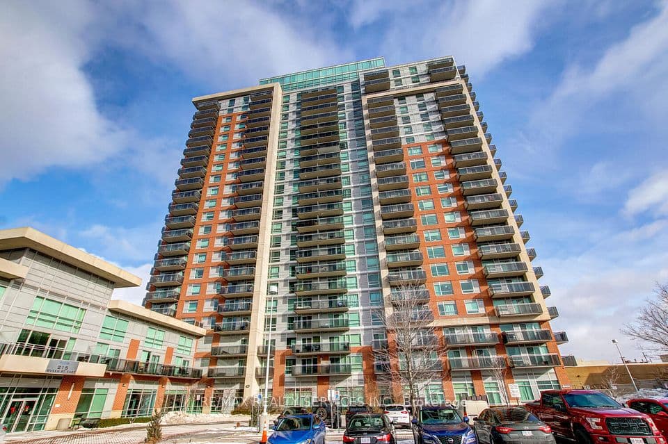 215 Queen Street E 1103, Brampton, ON L6W 0A9 – main photo