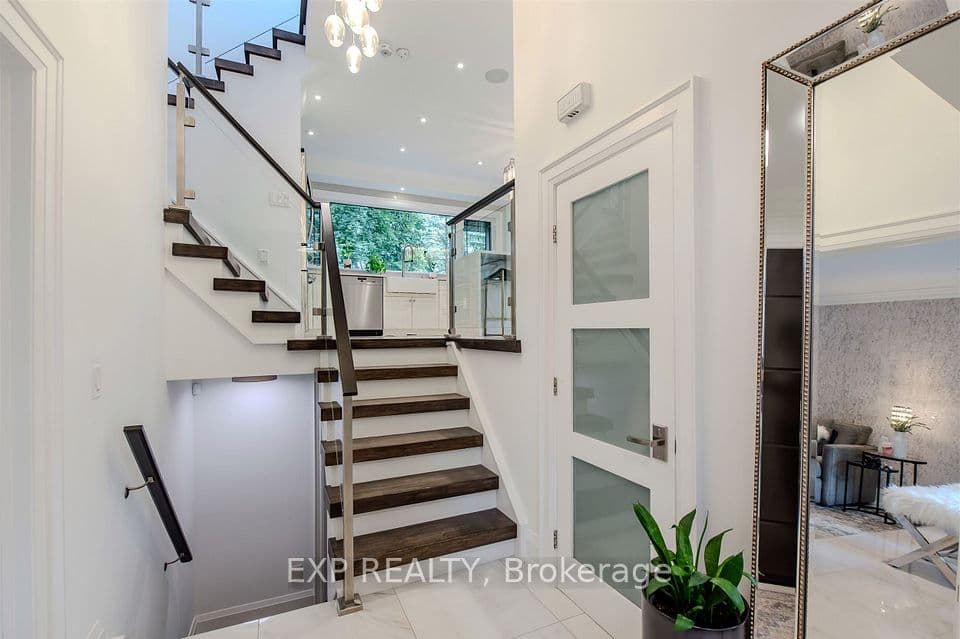 467 Caesar Avenue, Oakville, ON L6J 3Z1 – photo 3