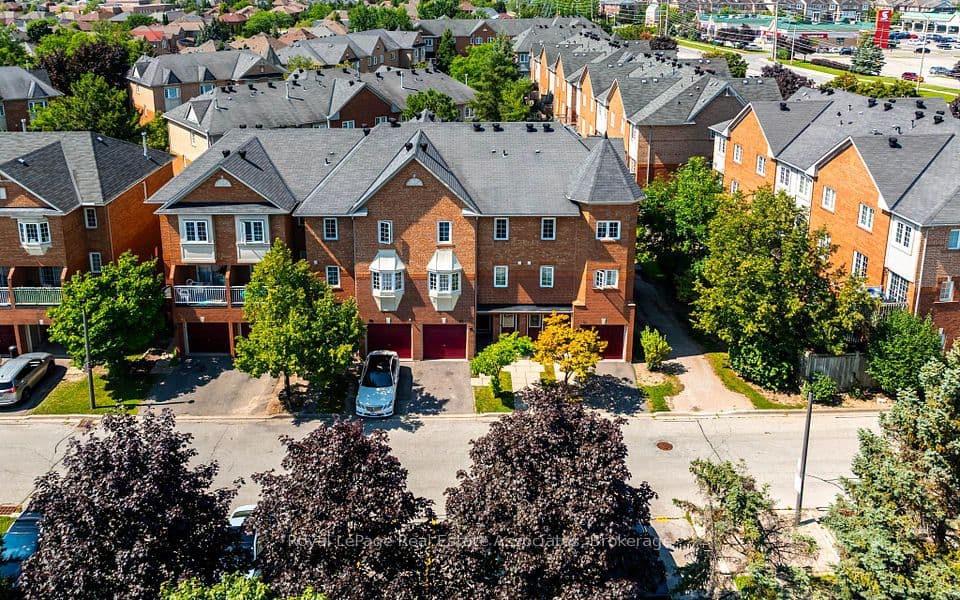 6950 Tenth Line W 87, Mississauga, ON L5N 6Y1 – main photo