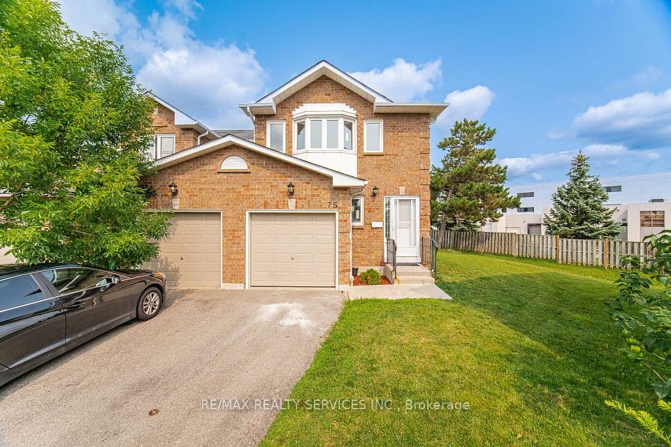 1484 Torrington Drive 75, Mississauga, ON L5V 1Y2 – main photo