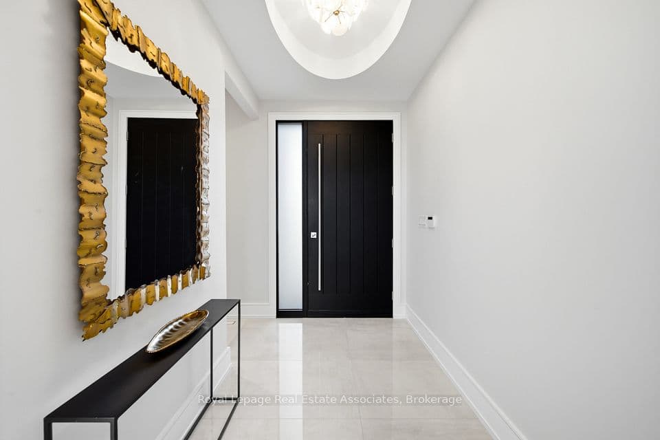 14 Joyce Parkway, Toronto, ON M6B 2S9 – photo 3