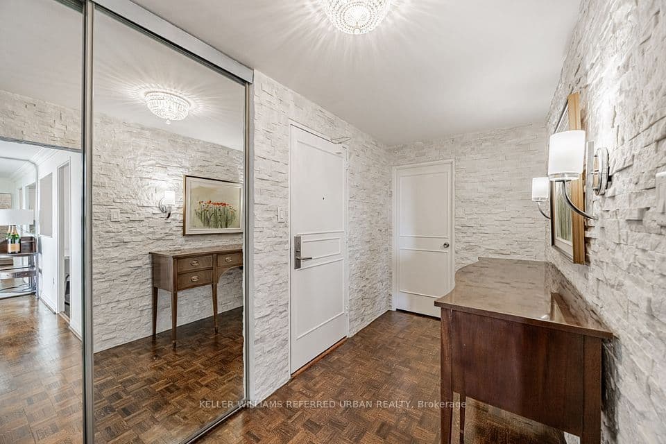 1400 Dixie Road 1409, Mississauga, ON L5E 3E1 – photo 3