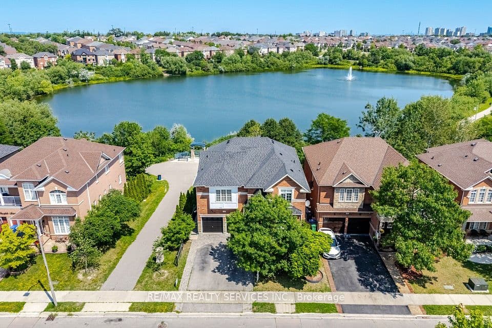 35 Stoneylake Avenue, Brampton, ON L6V 4R1 – photo 2