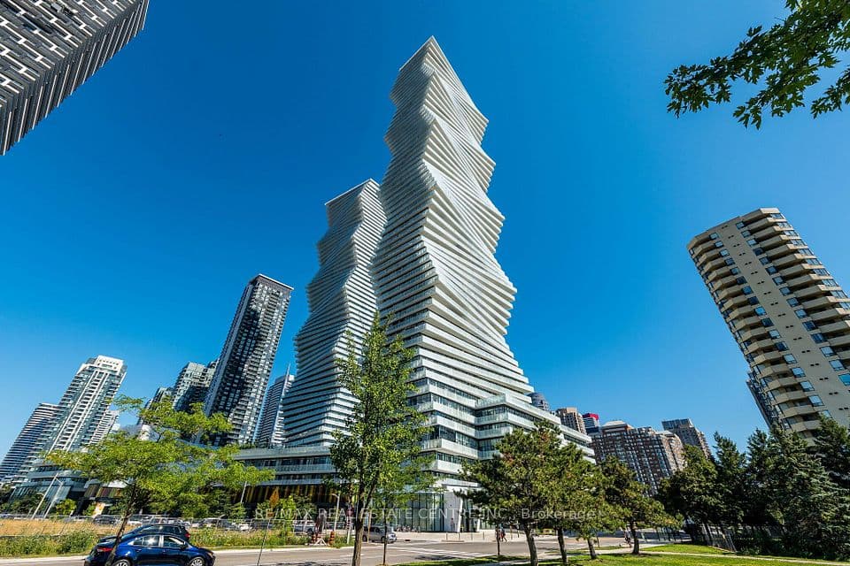 3883 Quartz Road 2004, Mississauga, ON L5B 0M4 – main photo