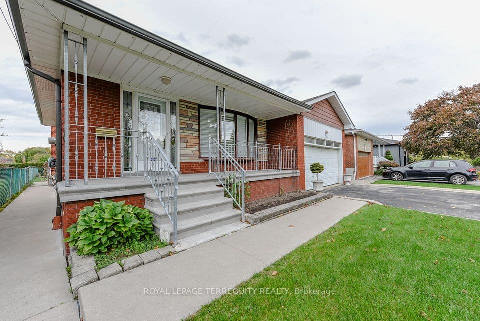 94 Melbert Road, Toronto, ON M9C 3R1 – photo 3