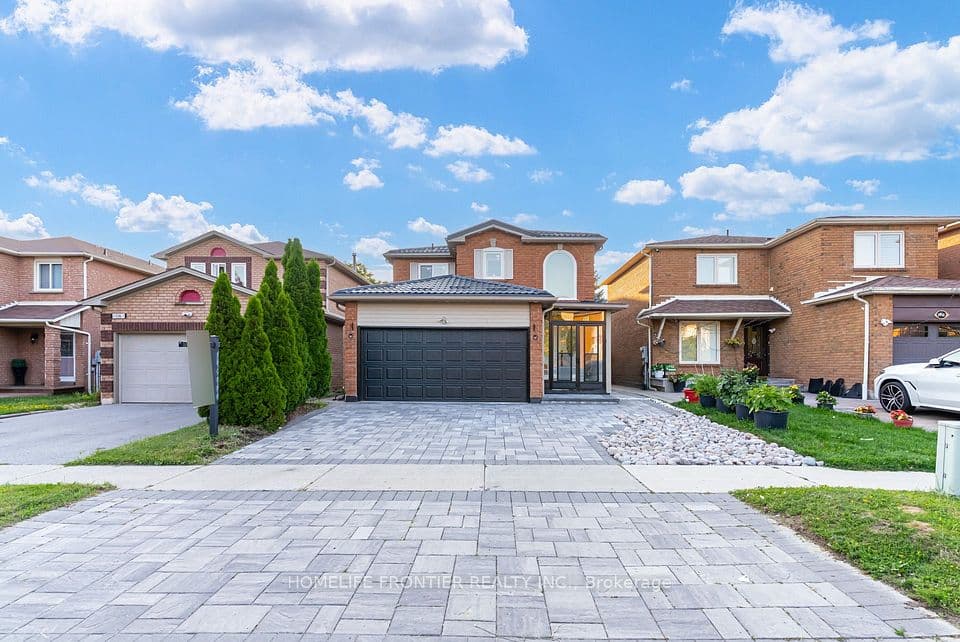 1059 Ivandale Drive, Mississauga, ON L5V 1A9 – main photo