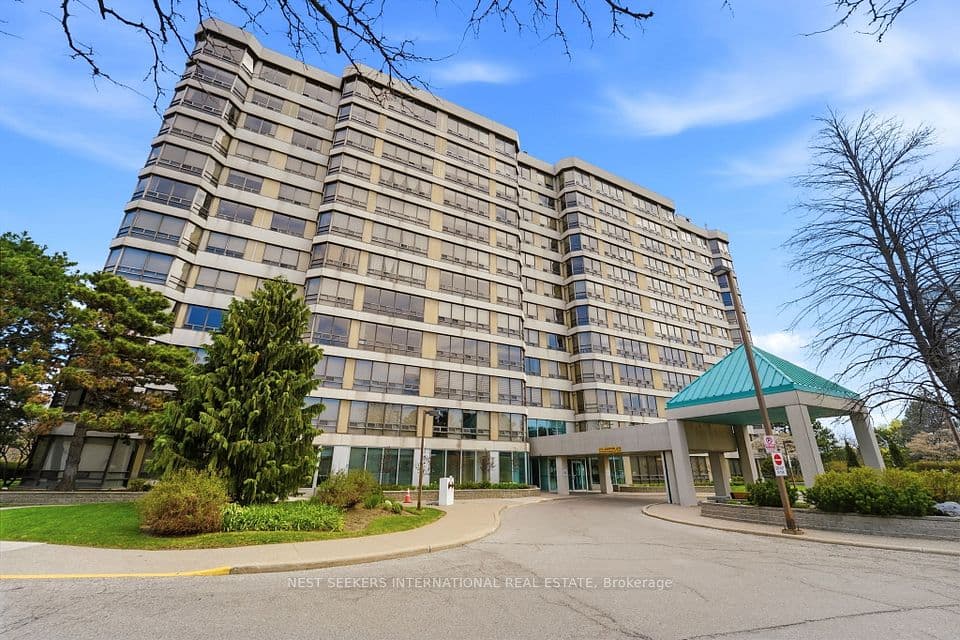 310 Mill Street 811, Brampton, ON L6Y 3B1 – main photo
