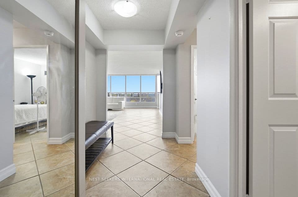 310 Mill Street 811, Brampton, ON L6Y 3B1 – photo 2