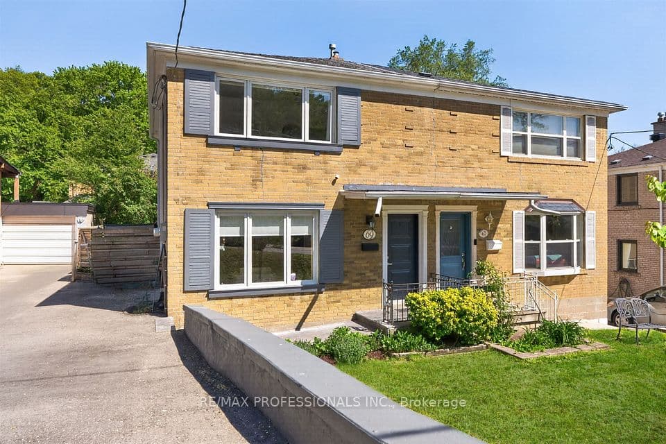 69 Skylark Road, Toronto, ON M6S 4M5 – photo 2