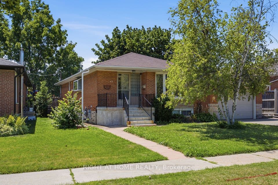 45 Faversham Crescent, Toronto, ON M9C 3X7 – photo 2