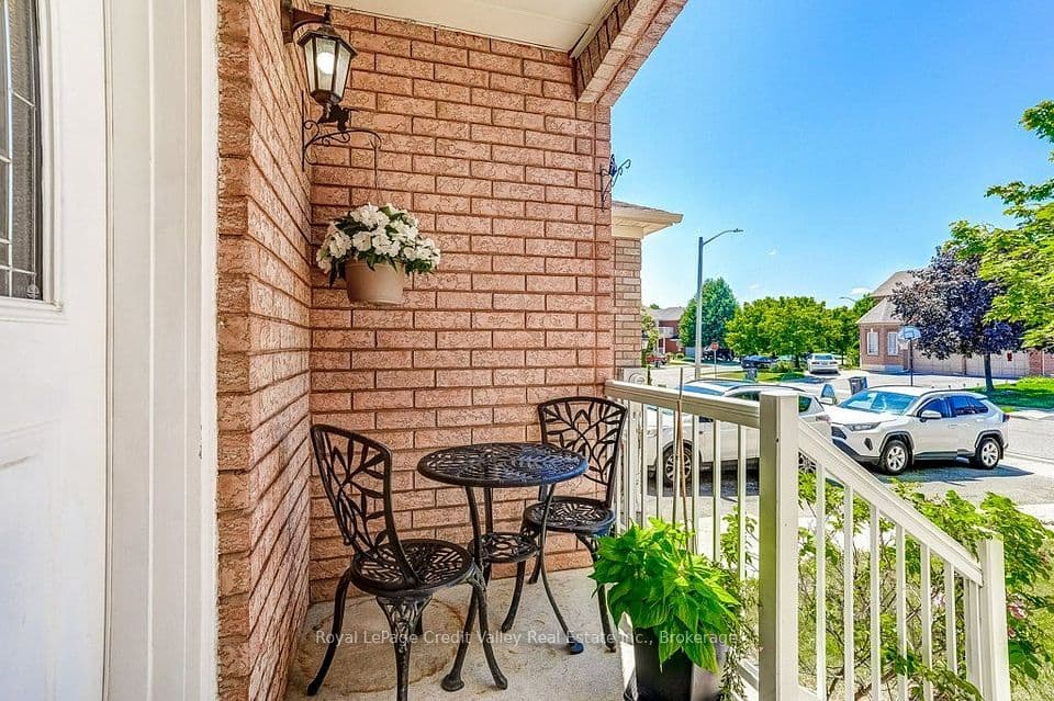 23 Tinsmith Street, Brampton, ON L7A 1N1 – photo 3