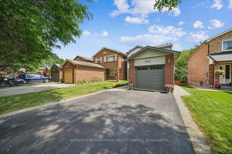 7031 Tamar Mews, Mississauga, ON L5N 3S2 – photo 2