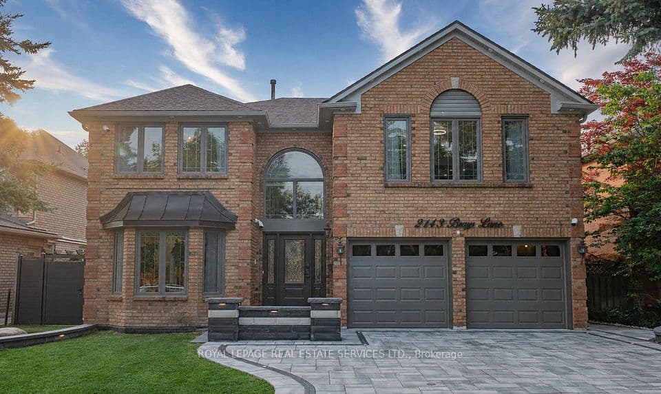 2143 Brays Lane, Oakville, ON L6M 2T2 – main photo