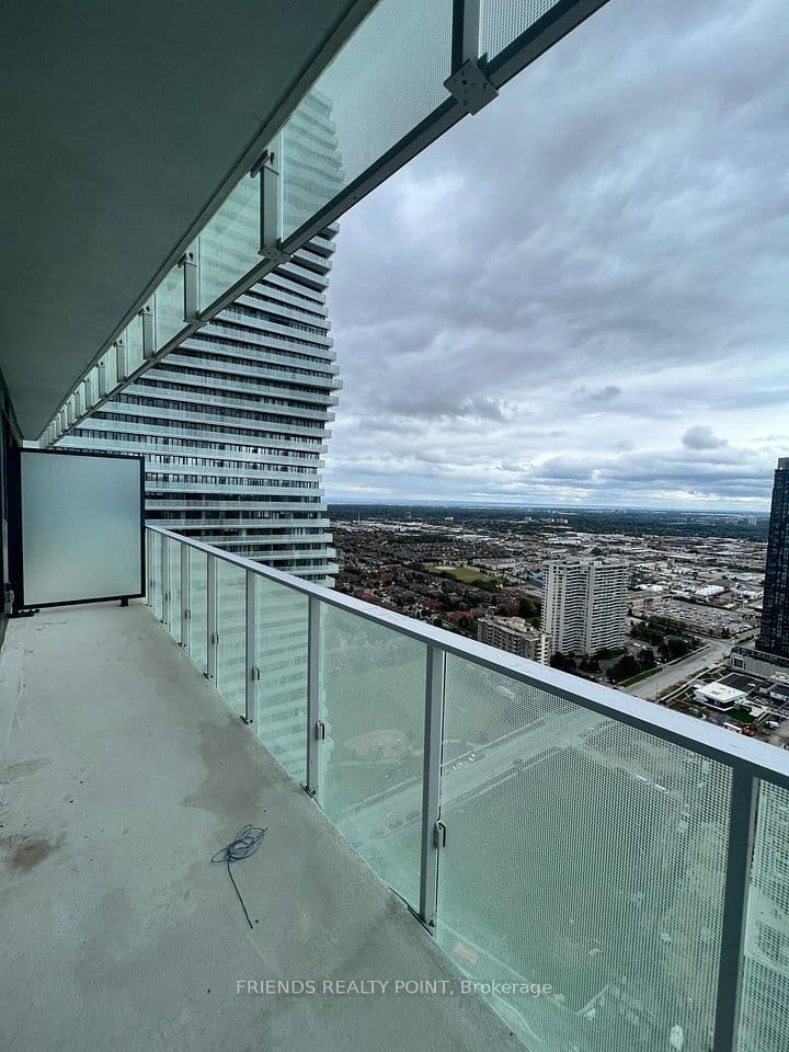 3900 Confederation Parkway 3805, Mississauga, ON L5B 0M3 – photo 3