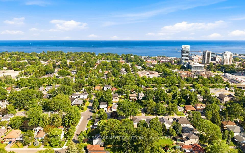 75 Troy Street, Mississauga, ON L5G 1S6 – main photo