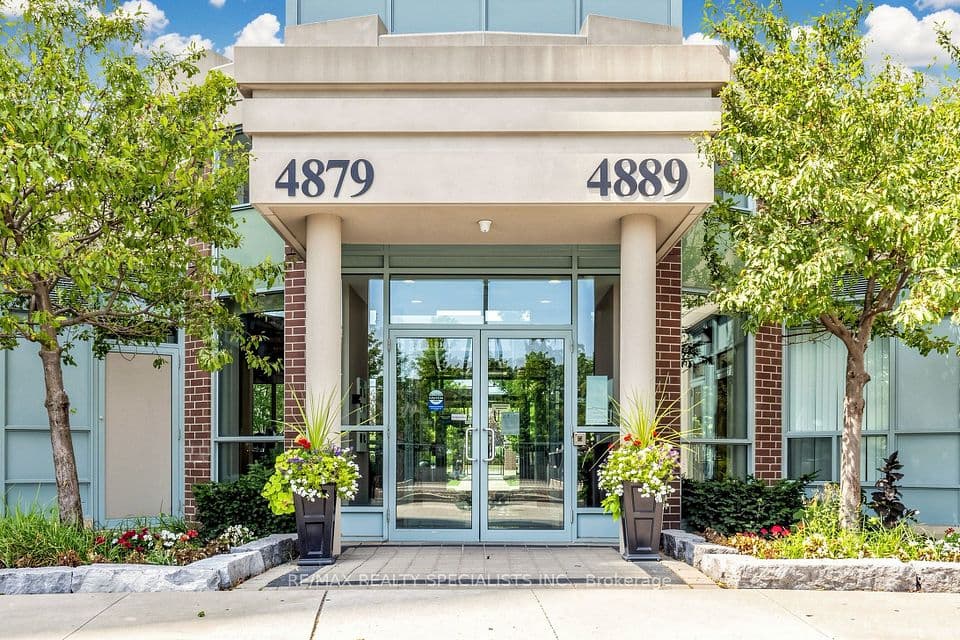 4879 Kimbermount Avenue 303, Mississauga, ON L5M 7R8 – photo 3