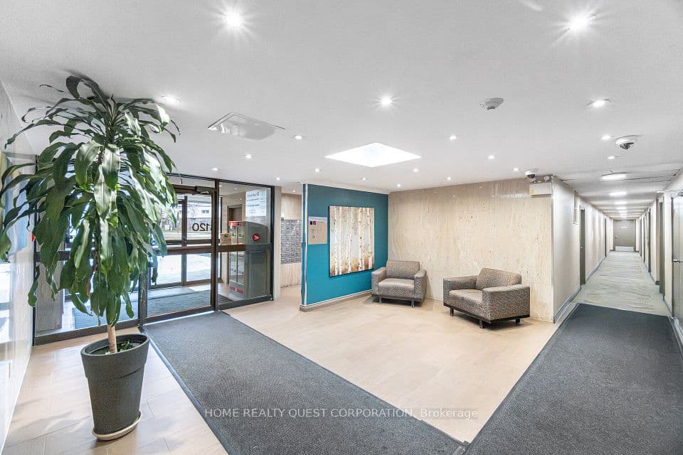 3120 Kirwin Avenue 605, Mississauga, ON L5A 3R2 – photo 2