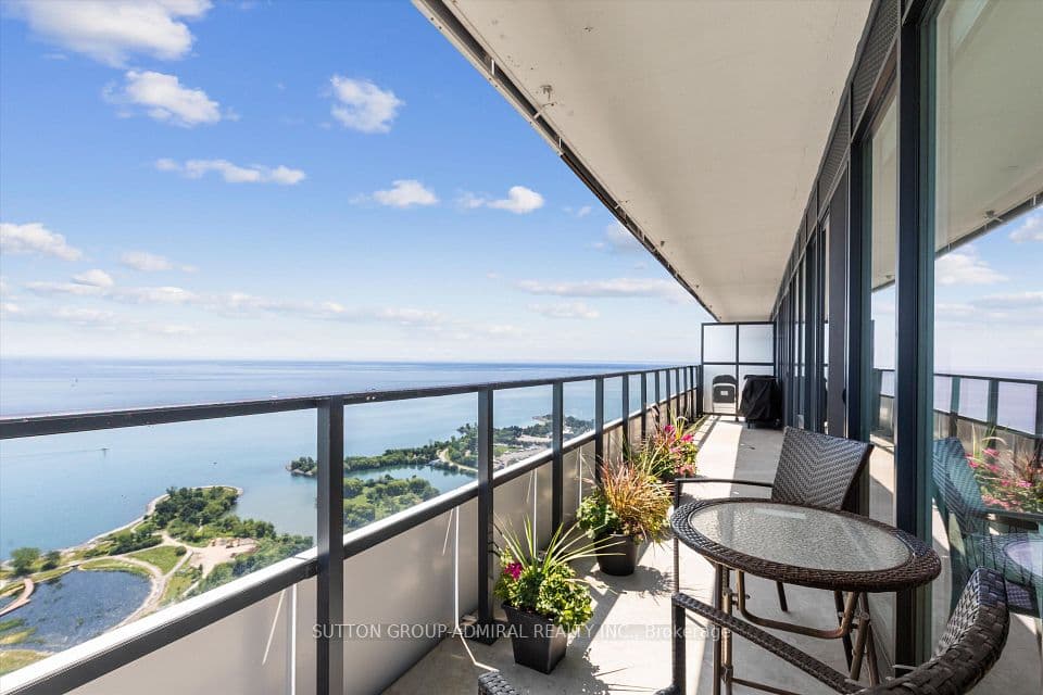 30 Shore Breeze Drive 4908, Toronto, ON M8V 0J1 – photo 2