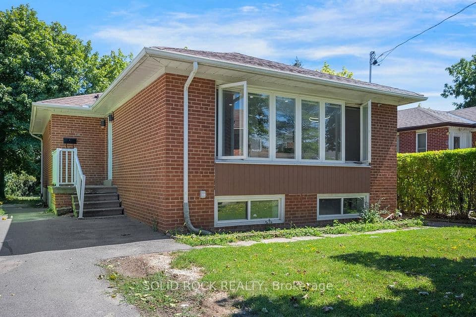 47 Brisco Street, Brampton, ON L6V 1X1 – main photo