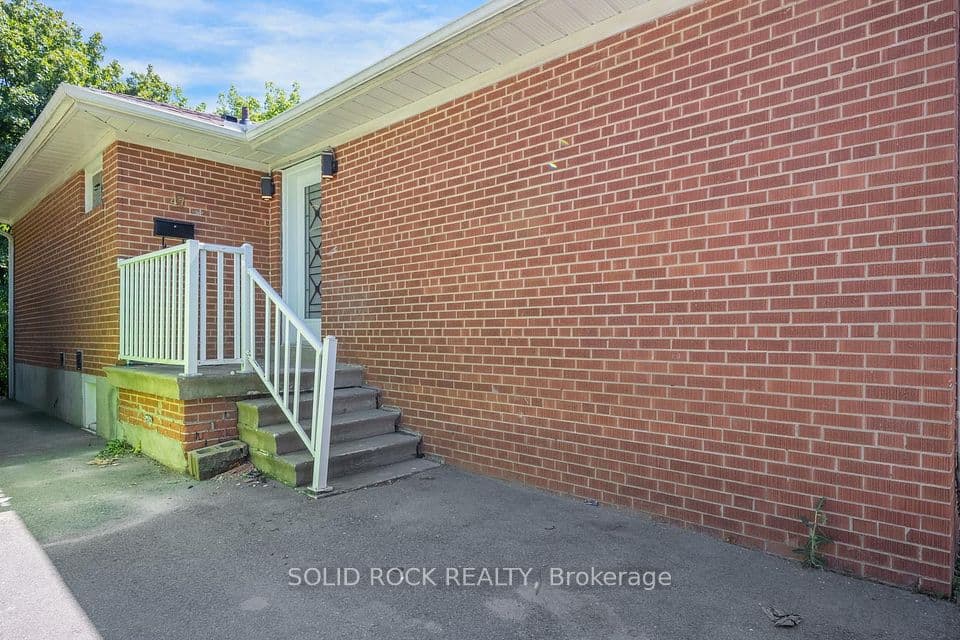 47 Brisco Street, Brampton, ON L6V 1X1 – photo 2