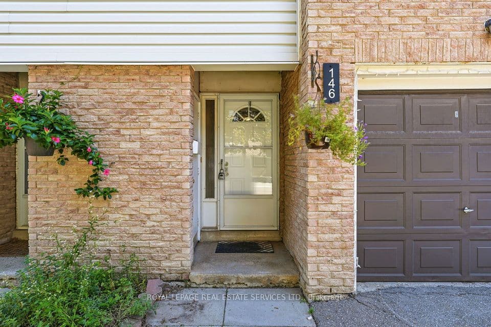 2440 Bromsgrove Road 146, Mississauga, ON L5J 4J7 – photo 3