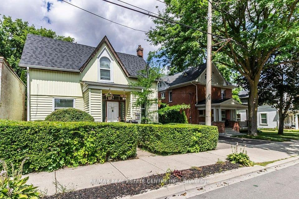 215-217 Queen Street, Milton, ON L9T 1K3 – photo 3