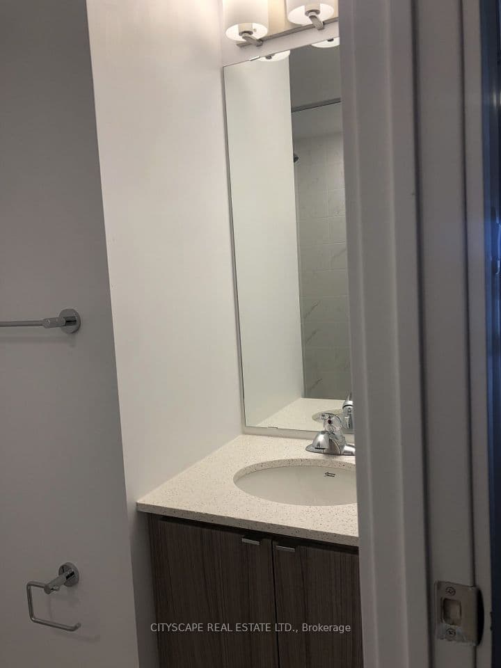 2433 Dufferin Street 615, Toronto, ON M6E 3T3 – photo 3