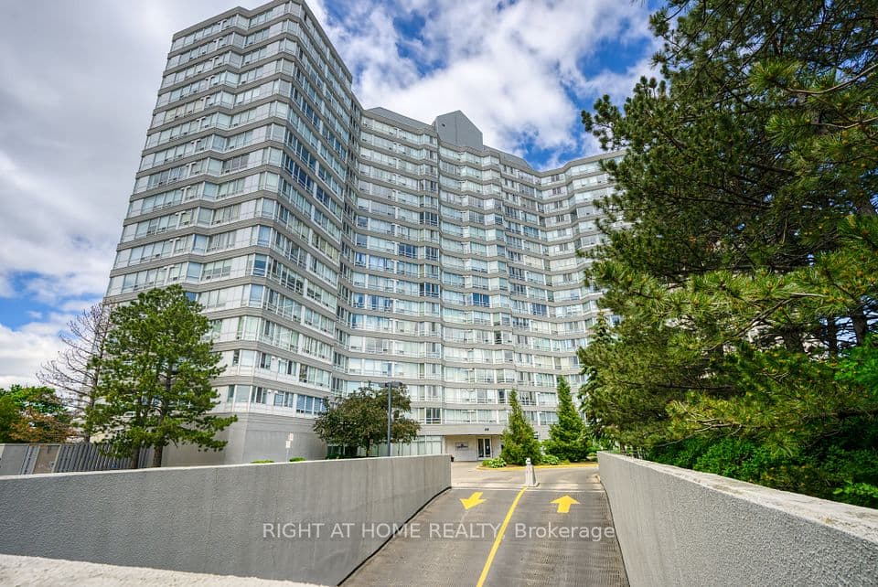 50 Kingsbridge Garden Circle 1408, Mississauga, ON L5R 1Y2 – photo 2