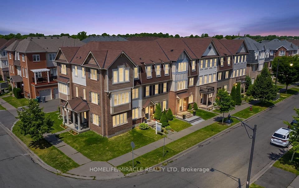 22 Crossbill Road, Brampton, ON L7A 0S5 – main photo
