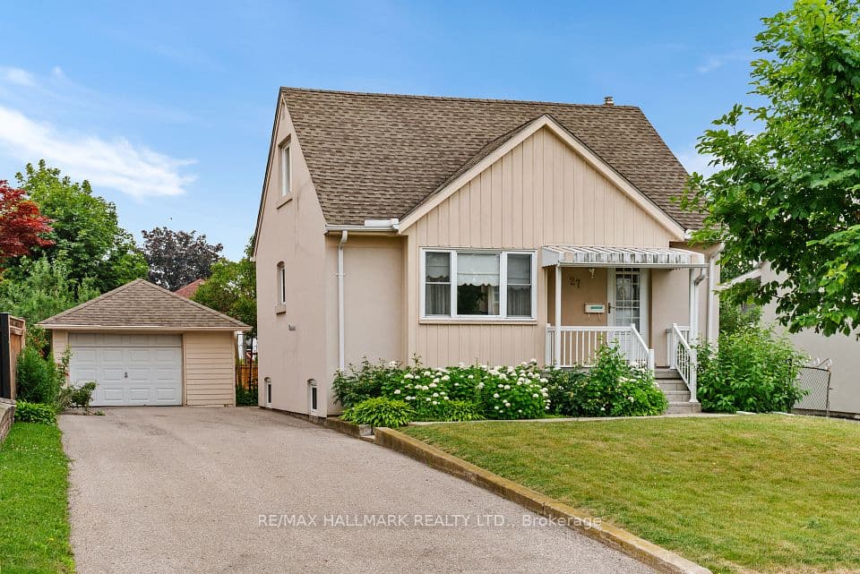27 Sunray Crescent, Toronto, ON M3M 2C4 – main photo